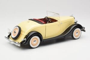 Ford Roadster Dearborn Yellow Solido 1:18 8008 Metall — bild 3 av 8