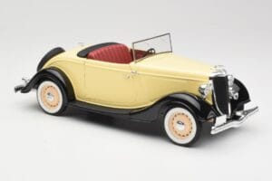 Ford Roadster Dearborn Yellow Solido 1:18 8008 Metall — bild 6 av 8