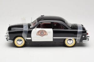 Ford Sedan Washington State Police Solido 1:18 8158 Metall — bild 4 av 8