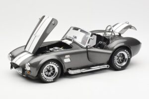 Ford Shelby Cobra 427 S/C Grå Metallic Med Vita Ränder Kyosho 1:18 08045GRW Metall — bild 2 av 8