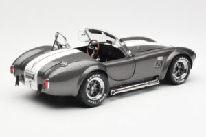 Ford Shelby Cobra 427 S/C Grå Metallic Med Vita Ränder Kyosho 1:18 08045GRW Metall — bild 3 av 8