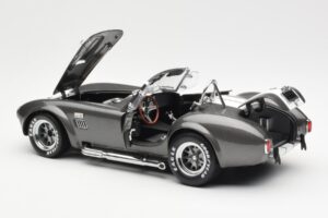 Ford Shelby Cobra 427 S/C Grå Metallic Med Vita Ränder Kyosho 1:18 08045GRW Metall — bild 5 av 8