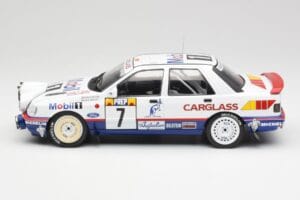 Ford Sierra RS Cosworth 4x4 #7 F. Delecour / D. Grataloup Rally Monte Carlo 1992 MCG 1:18 MCG18356R Metall — bild 3 av 6