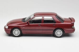 Ford Sierra RS Cosworth 4x4 Röd MCG 1:18 MCG18354 Metall — bild 3 av 6