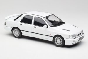Ford Sierra RS Cosworth 4x4 Vit MCG 1:18 MCG18353 Metall — bild 4 av 6
