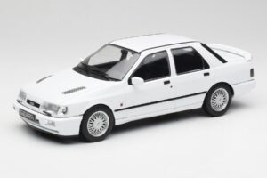 Ford Sierra RS Cosworth 4x4 Vit MCG 1:18 MCG18353 Metall