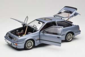 Ford Sierra RS Cosworth Moonstone Blå AUTOart 1:18 72863 Metall — bild 2 av 8