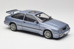 Ford Sierra RS Cosworth Moonstone Blå AUTOart 1:18 72863 Metall — bild 6 av 8