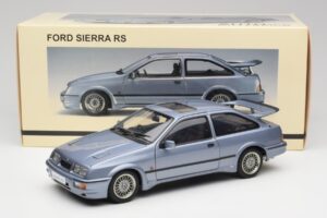 Ford Sierra RS Cosworth Moonstone Blå AUTOart 1:18 72863 Metall — bild 8 av 8