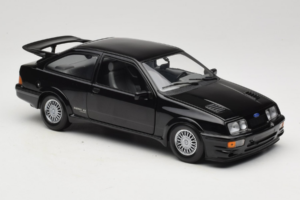 Ford Sierra RS Cosworth Svart Minichamps 1:18 150084001 Metall — bild 6 av 8