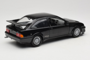 Ford Sierra RS Cosworth Svart Minichamps 1:18 150084001 Metall — bild 3 av 8