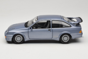 Ford Sierra RS Cosworth Blå Minichamps 1:18 150084002 Metall — bild 4 av 8
