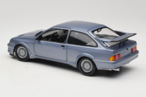 Ford Sierra RS Cosworth Blå Minichamps 1:18 150084002 Metall — bild 7 av 8