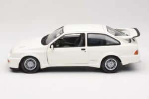 Ford Sierra RS Cosworth Vit Minichamps 1:18 150084000 Metall — bild 4 av 8
