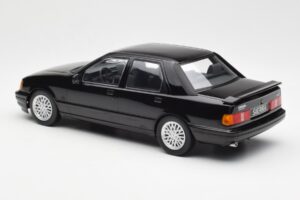 Ford Sierra RS Cosworth Svart MCG 1:18 MCG18173 Metall — bild 5 av 6