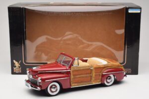 Ford Sportsman Röd Road Signature 1:18 20048 Metall — bild 8 av 8