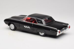 Ford Thunderbird Svart Anson 1:18 30344 Metall — bild 7 av 8