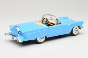 Ford Thunderbird Cabriolet Blå Road Signature 1:18 92358 Metall — bild 3 av 8
