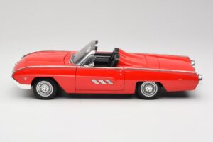 Ford Thunderbird Cabriolet Röd Anson 1:18 30334 Metall — bild 4 av 8