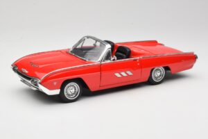 Ford Thunderbird Cabriolet Röd Anson 1:18 30334 Metall