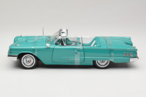 Ford Thunderbird Cabriolet Grön Sun Star 1:18 4315-P1 Metall — bild 3 av 6