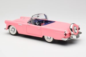 Ford Thunderbird Rosa Revell 1:18 8804 Metall — bild 7 av 8