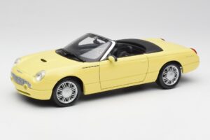 Ford Thunderbird Show Car Gul Maisto 1:18 50335 Metall