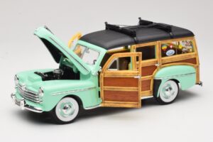 Ford Woody Panel Wagon Mintgrön Road Signature 1:18 20028 Metall — bild 2 av 8