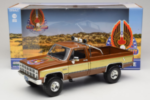 GMC K-2500 Sierra Grande Brun GreenLight 1:18 13560 Metall — bild 8 av 8