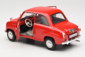 Goggomobil T 250 Röd Revell 1:18 8952 Metall — bild 4 av 7