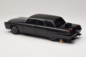 Chrysler Imperial Black Beauty Green Hornet TV Series AUTOart 1:18 71546 Metall — bild 7 av 8