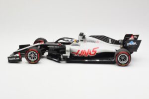 Haas VF-20 #8 R. Grosjean Bahrain GP 2020 Minichamps 1:18 110201508 Metall — bild 3 av 6