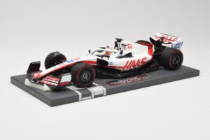 Haas VF-22 #20 K. Magnussen Bahrain GP 2022 Minichamps 1:18 117220120 Metall — bild 2 av 6