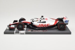 Haas VF-22 #20 K. Magnussen Bahrain GP 2022 Minichamps 1:18 117220120 Metall