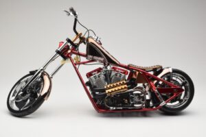 Harley-Davidson West Coast Choppers Diablo Soft Tail Guld Röd Minichamps 1:5 JJ04-05-03 Metall — bild 3 av 6