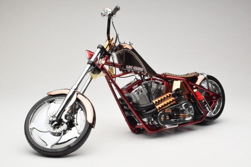 Harley-Davidson West Coast Choppers Diablo Soft Tail Guld Röd Minichamps 1:5 JJ04-05-03 Metall