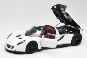 Hennessey Venom GT Vit AUTOart 1:18 75404 Metall — bild 2 av 8