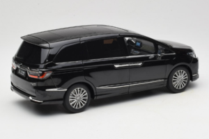 Honda Elysion Mörkblå OEM 1:18 26701 Metall — bild 3 av 8