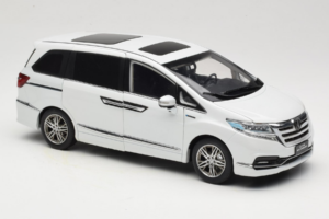 Honda Elysion Vit OEM 1:18 430056 Metall — bild 6 av 8