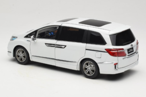 Honda Elysion Vit OEM 1:18 430056 Metall — bild 7 av 8