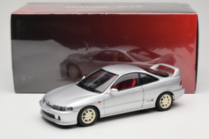 Honda Integra Type R DC2 Pre-Facelift Vogue Silver Metallic MotorHelix 1:18 M85202 Metall — bild 8 av 8
