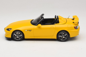 Honda S2000 AP2 CR New Indy Yellow Pearl Otto 1:18 OT1231 Resin — bild 3 av 6