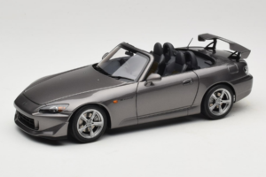 Honda S2000 AP2 Type S Moon Rock Metallic MotorHelix 1:18 M85111 Metall