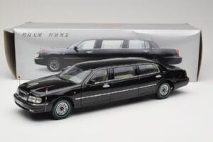 Hongqi Qijian CA7460 FAW 1:18 139940 Metall — bild 8 av 8