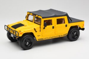 Hummer H1 Soft Top Gul Maisto 1:18 56041 Metall