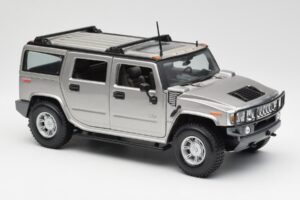 Hummer H2 Silver Maisto 1:18 7449569 Metall — bild 6 av 8
