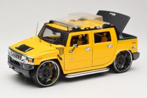 Hummer H2 SUT Concept Gul Maisto 1:18 31067 Metall