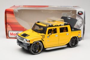 Hummer H2 SUT Concept Gul Maisto 1:18 31067 Metall — bild 8 av 8