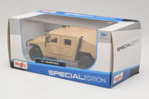 AM General Humvee Military Maisto 1:27 31974 Metall — bild 3 av 3