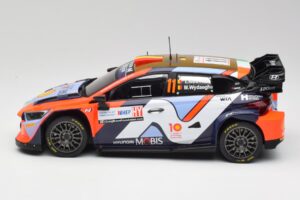 Hyundai i20 N Rally1 #11 T. Neuville / M. Wydaeghe Rally Croatia 2024 IXO 1:18 18RMC203 Metall — bild 3 av 6